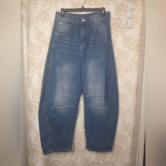 UNBRANDED WOMENS SLOUCHY BARREL 5 POCKET JEANS sz 8 EUC 90s BOHO DENIM DISTRESS - Picture 3 of 12
